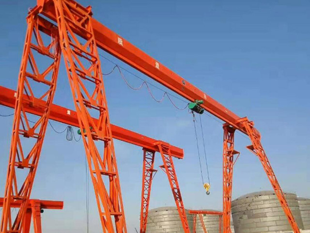 MH型(xíng)電動葫蘆(lú)門式起重(zhòng)機